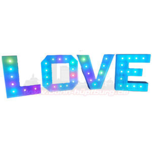 LOVE Buchstaben